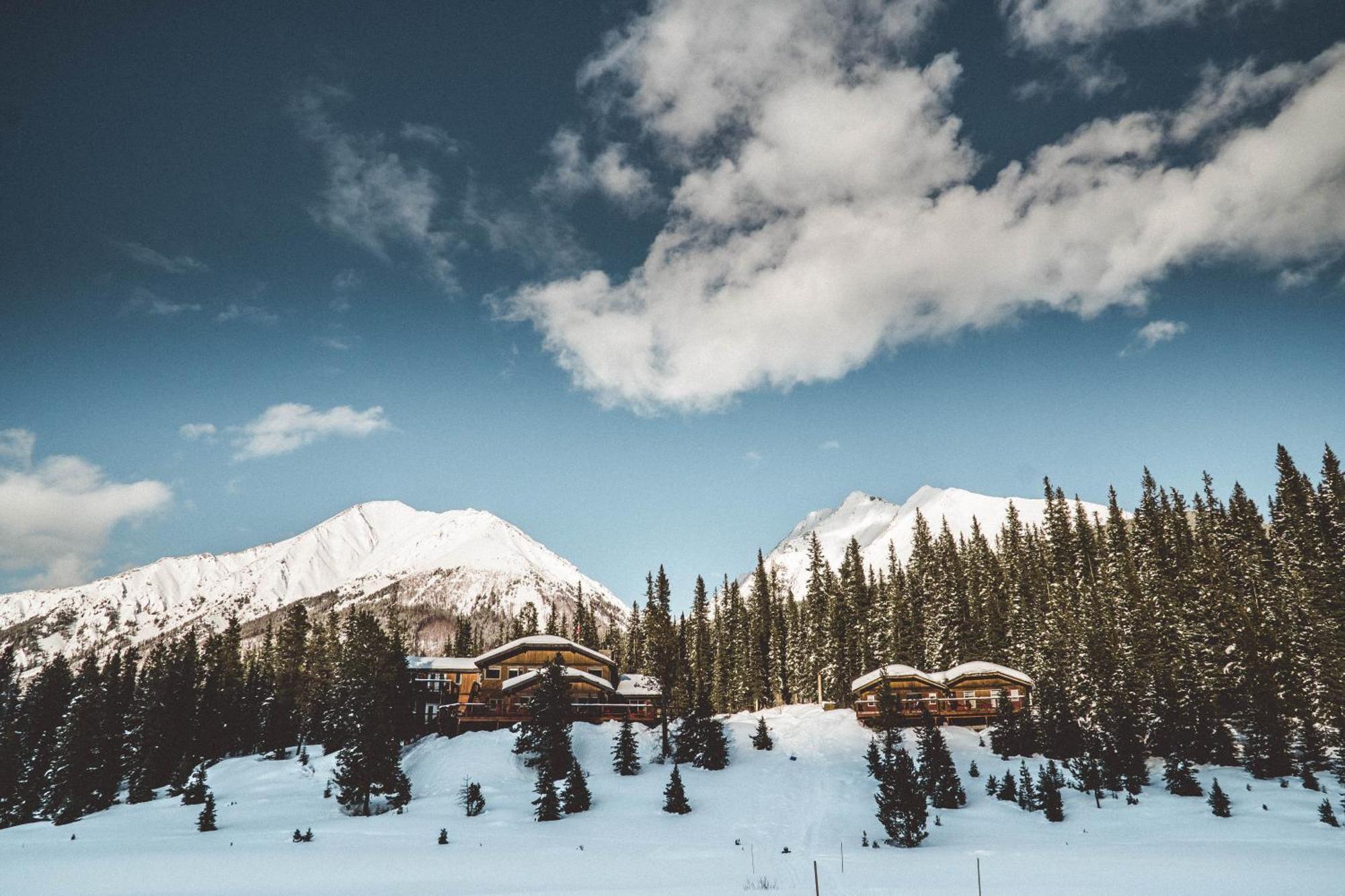 Mount Engadine Lodge Кананаскис-Вилледж Экстерьер фото