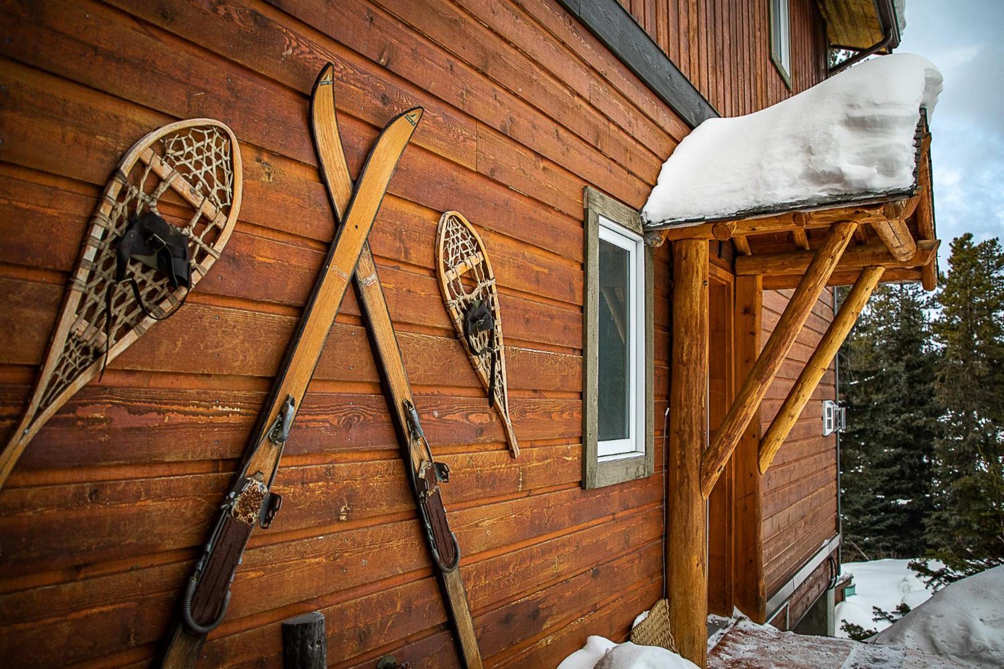 Mount Engadine Lodge Кананаскис-Вилледж Экстерьер фото